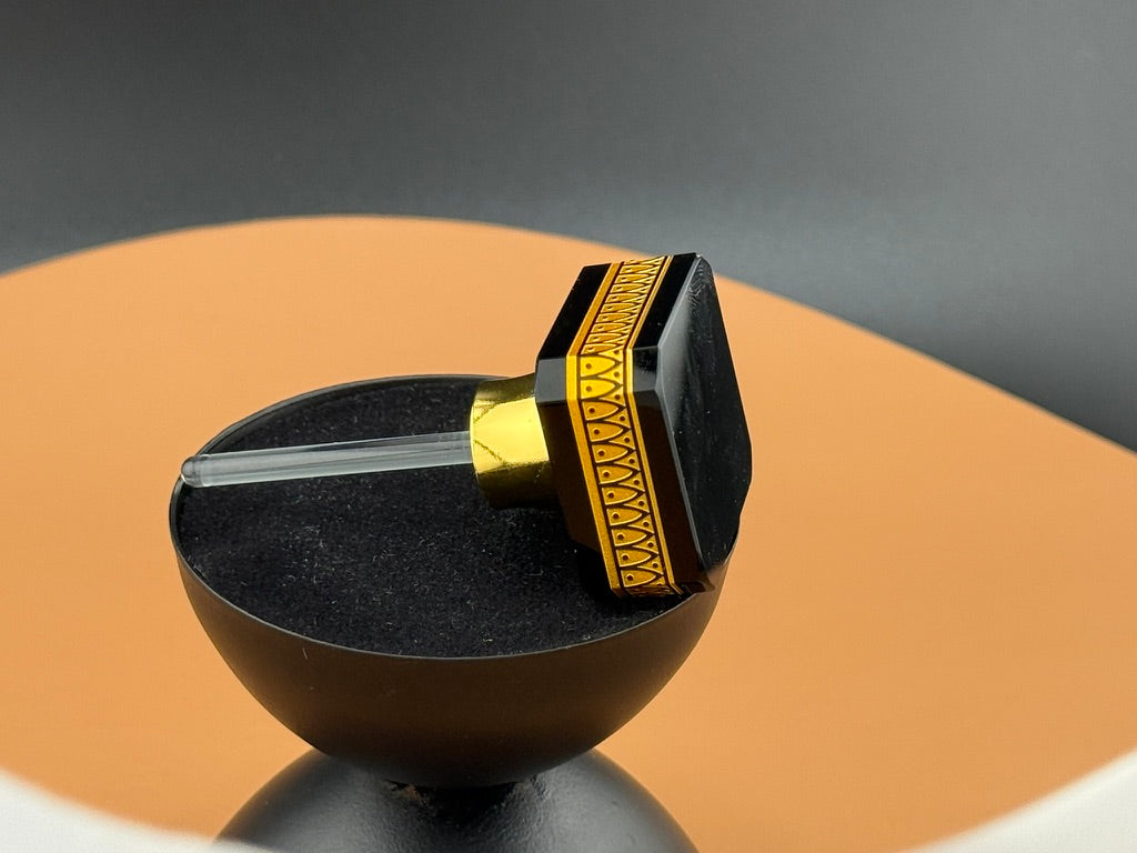 Black Luxury Oil Bottle – Limited to 25 Worldwide - Sutana Oil