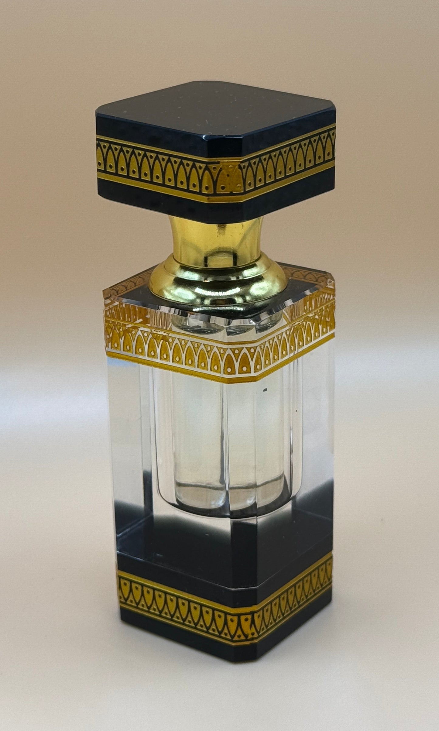 Black Luxury Oil Bottle – Limited to 25 Worldwide - Sutana Oil